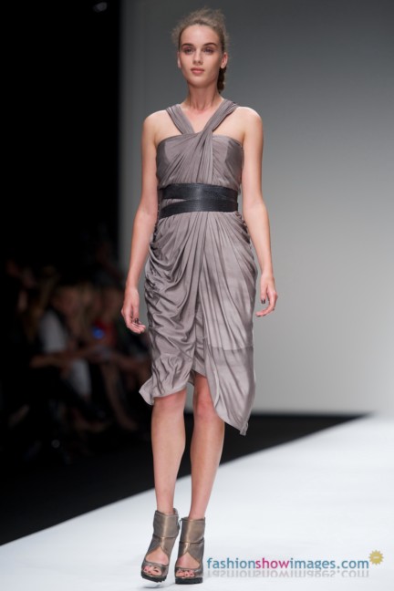 jack_hardy_lfw2010_dsc4495